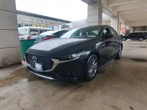 Mazda 3 Axela 2021