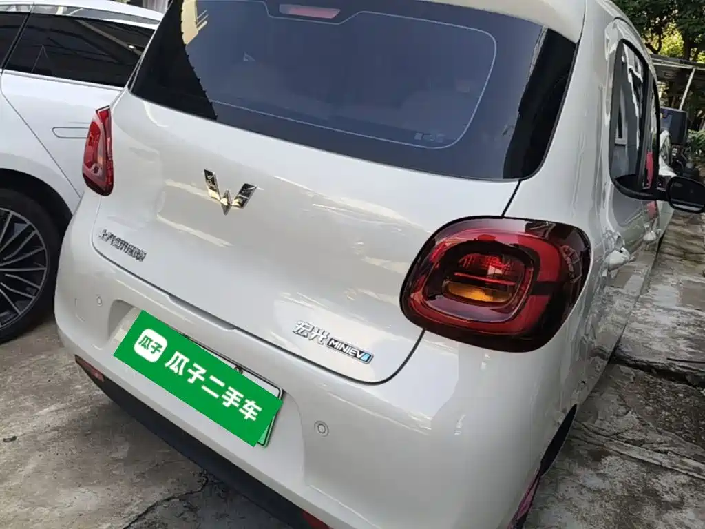 Wuling Hongguang MINIEV 2025
