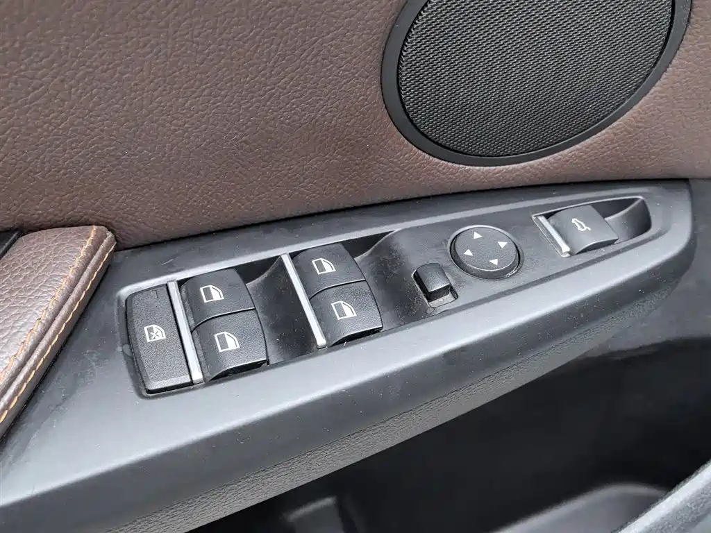 BMW X3 2015 — фото 9