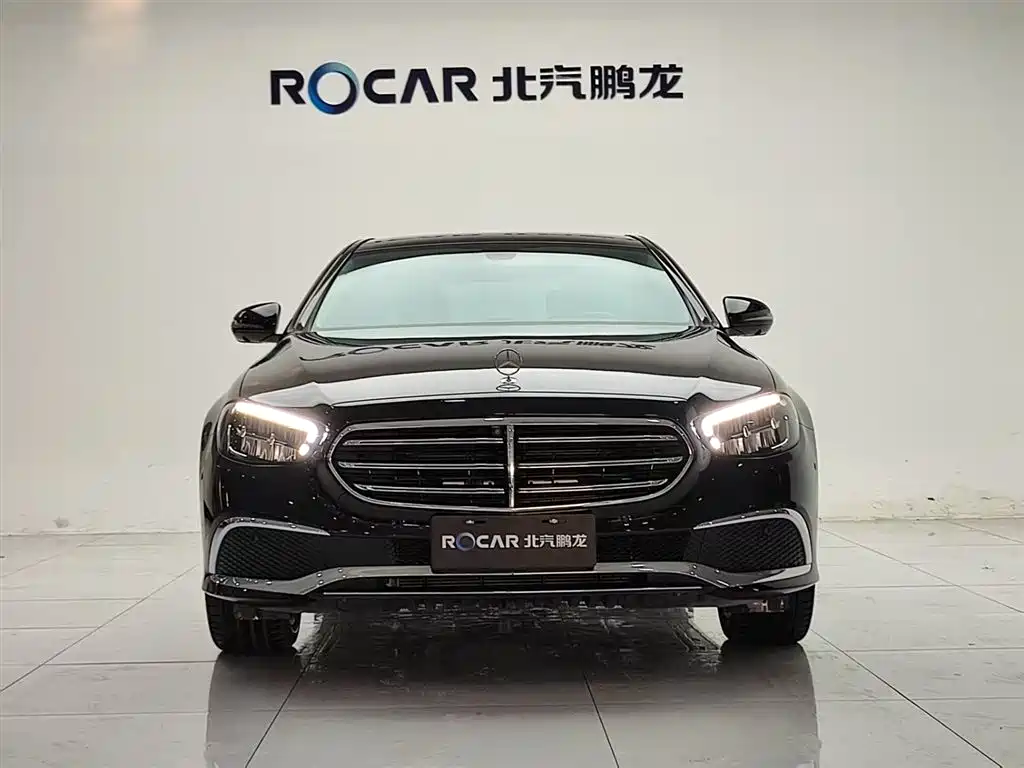 Mercedes-Benz E-Class 2023