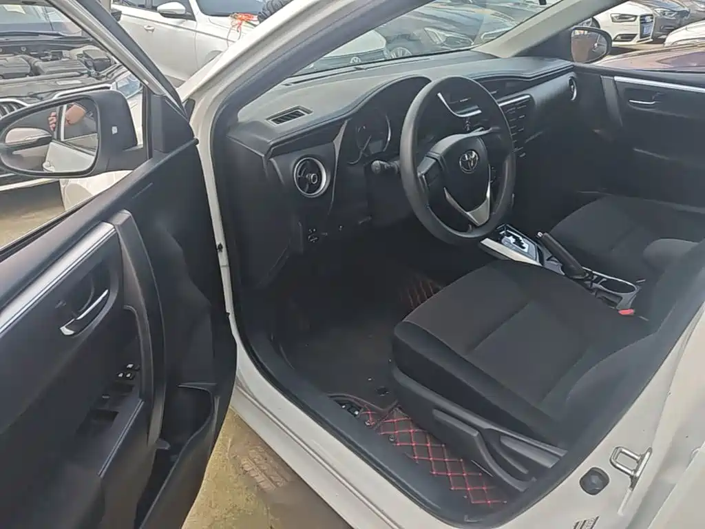 Toyota Corolla 2019 — фото 16