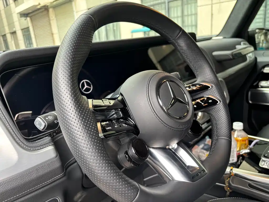 Mercedes-Benz G-Class AMG 2025 — фото 11