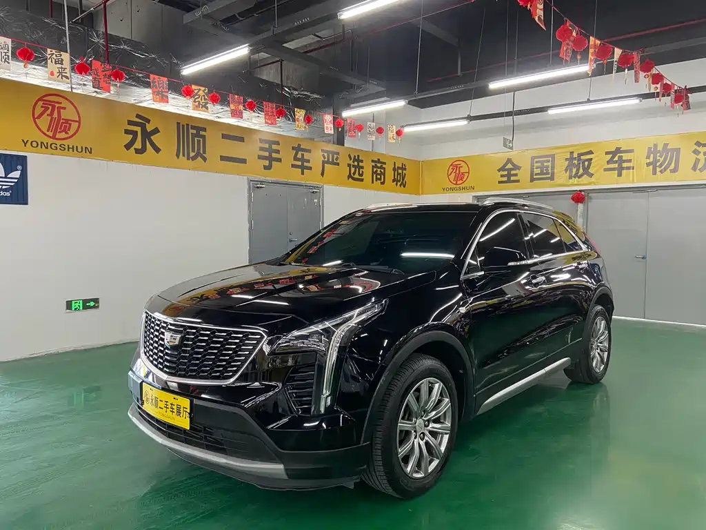 Cadillac XT4 2019 — фото 1