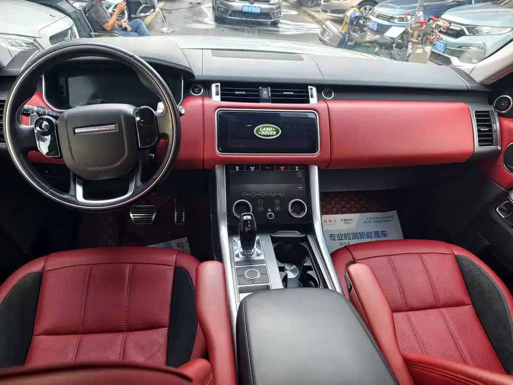 Land Rover Sport 2020 — фото 9