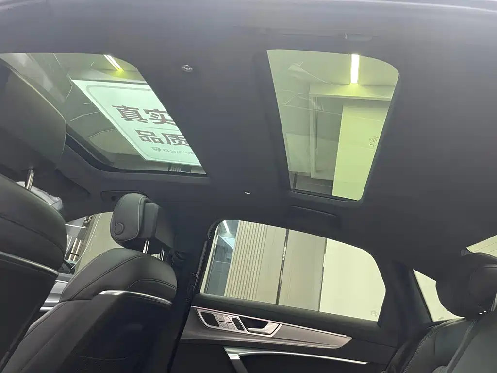 Audi A6L New Energy 2020 — фото 17