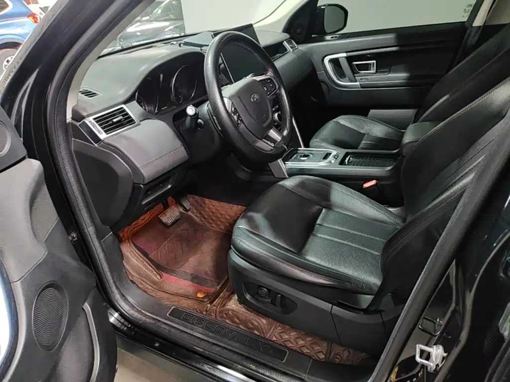 Land Rover Discovery Sport 2017 — фото 15