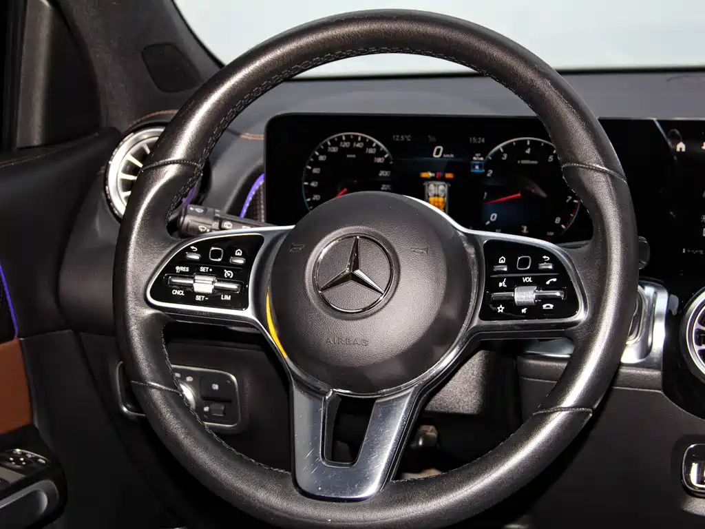 Mercedes-Benz GLB 2023 — фото 10