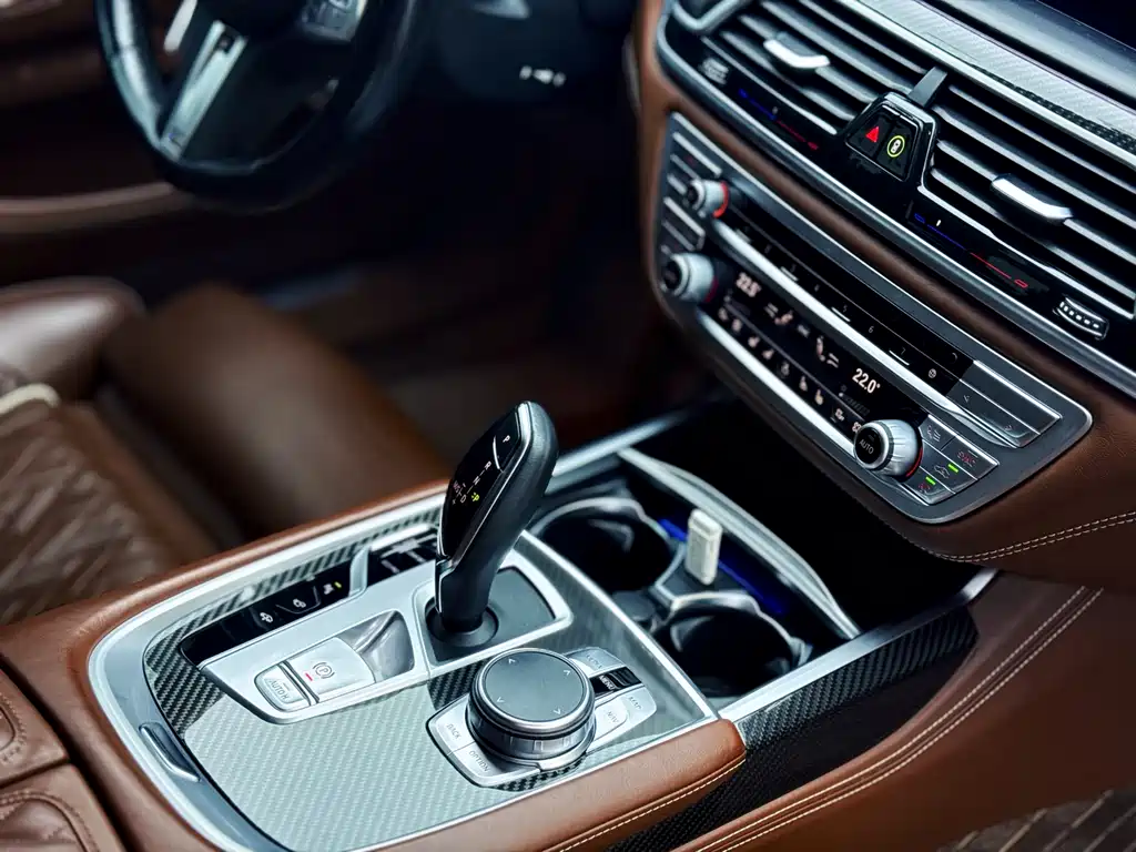 BMW 7 Series 2019 — фото 12