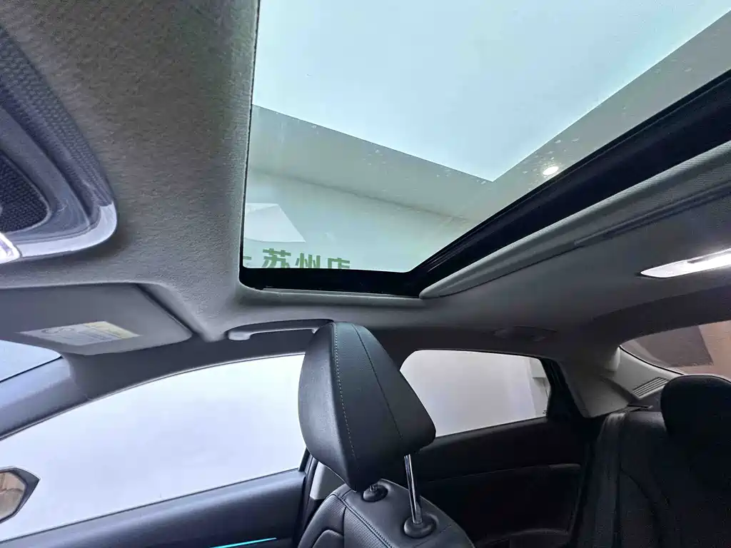 Hyundai Elantra 2022 — фото 15
