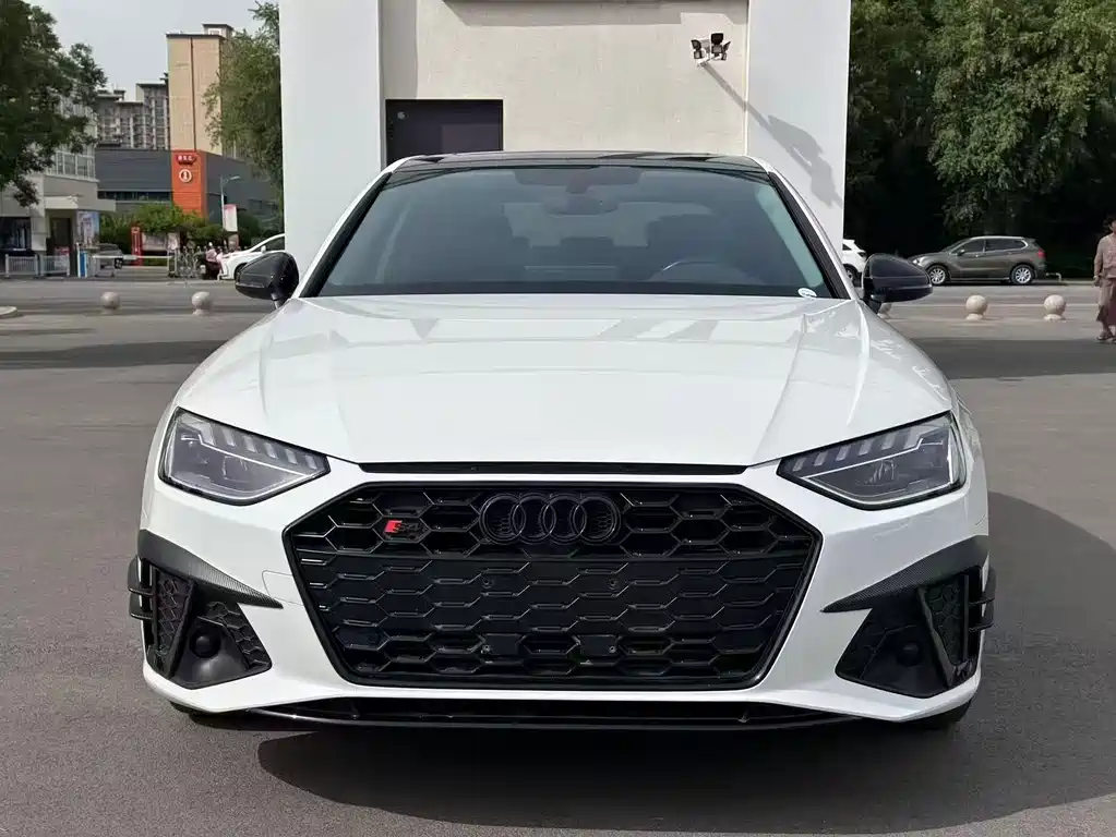 Audi A4L 2023