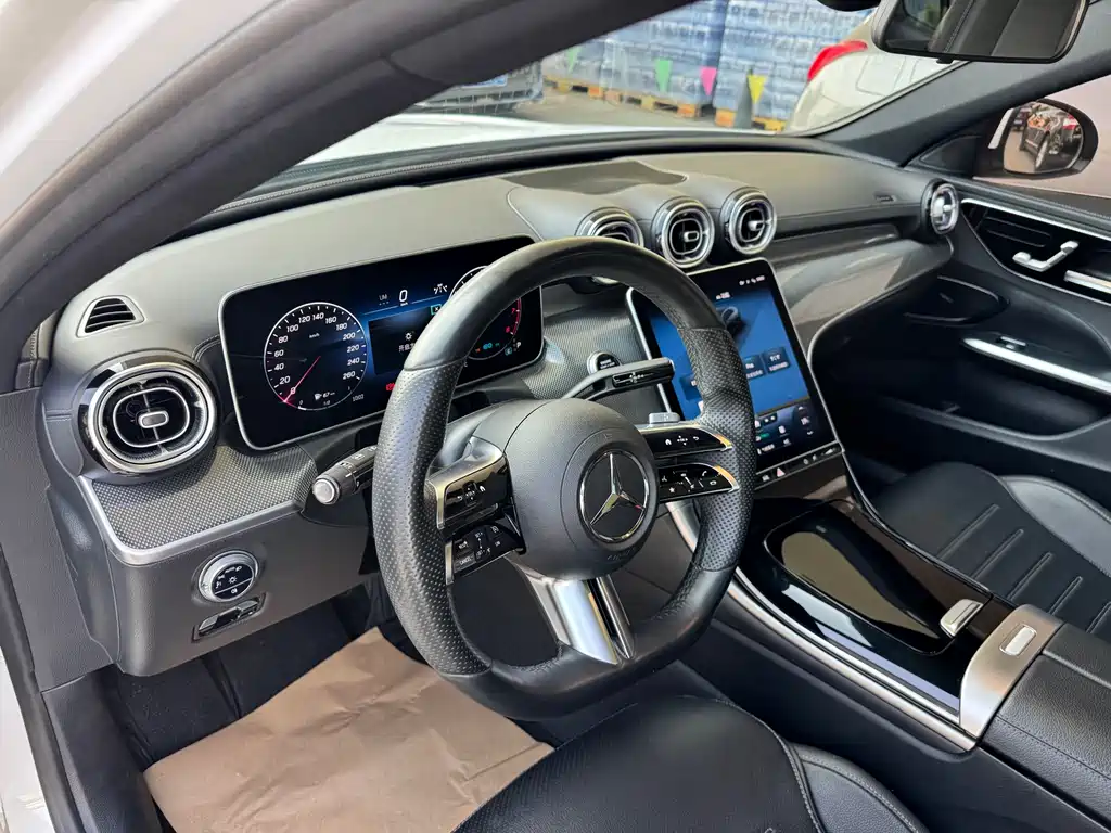 Mercedes-Benz C-Class 2022