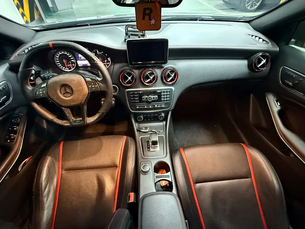 Mercedes-Benz A-Class AMG 2015 — фото 9