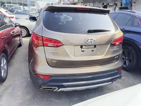Hyundai Santa Fe 2015