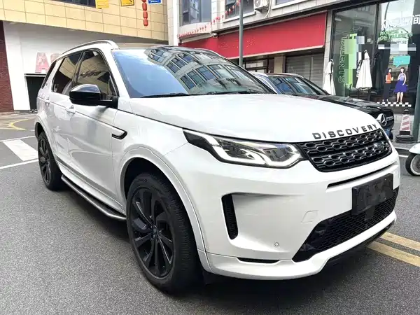 Land Rover Discovery Sport 2022