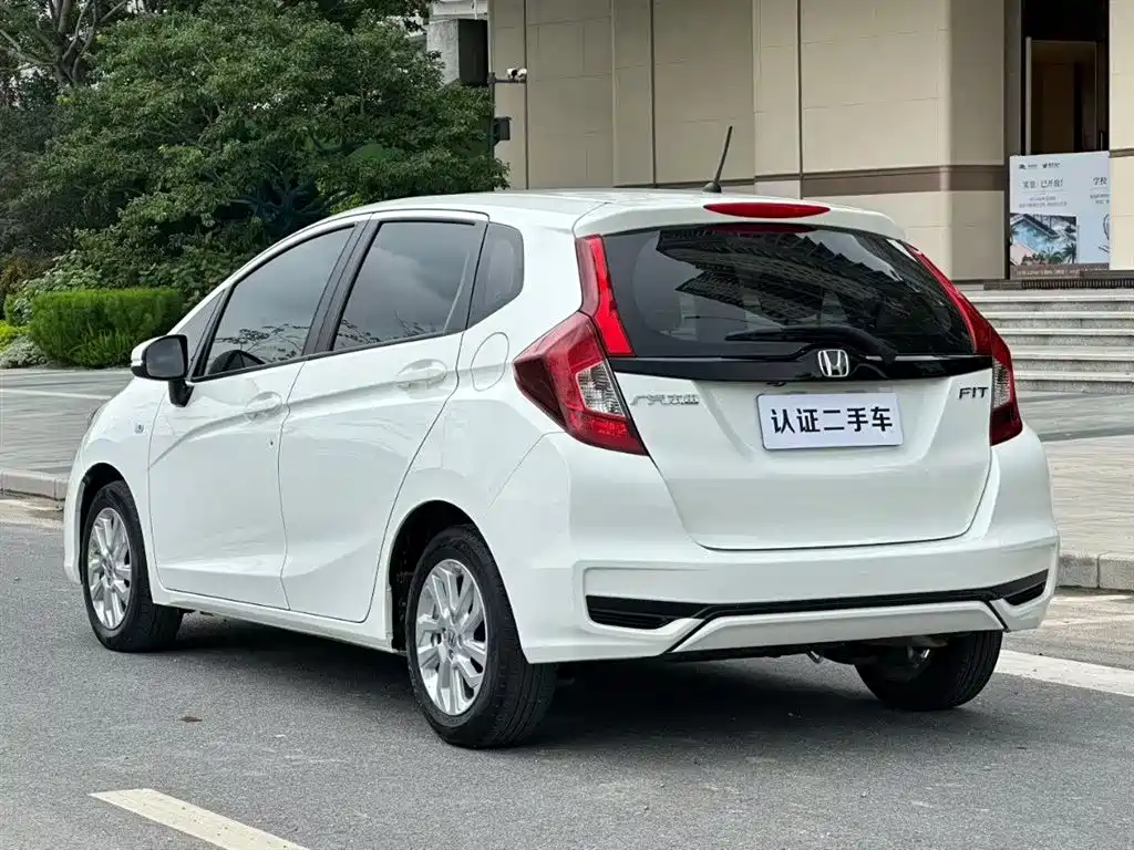 Honda Fit 2019 — фото 9