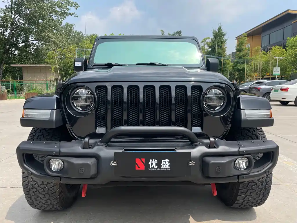 Jeep Wrangler 2021 — фото 2