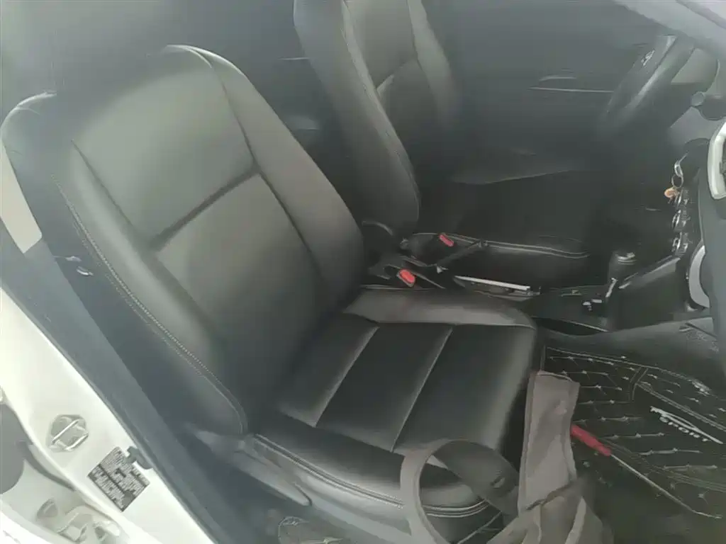 Toyota Vios FS 2019 — фото 25