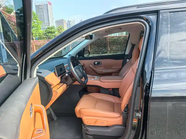 Leapmotor C16 2025