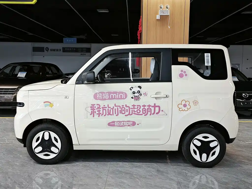 Geely Galaxy Panda 2025