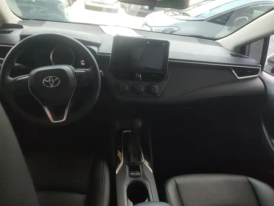 Toyota Corolla 2020 — фото 12