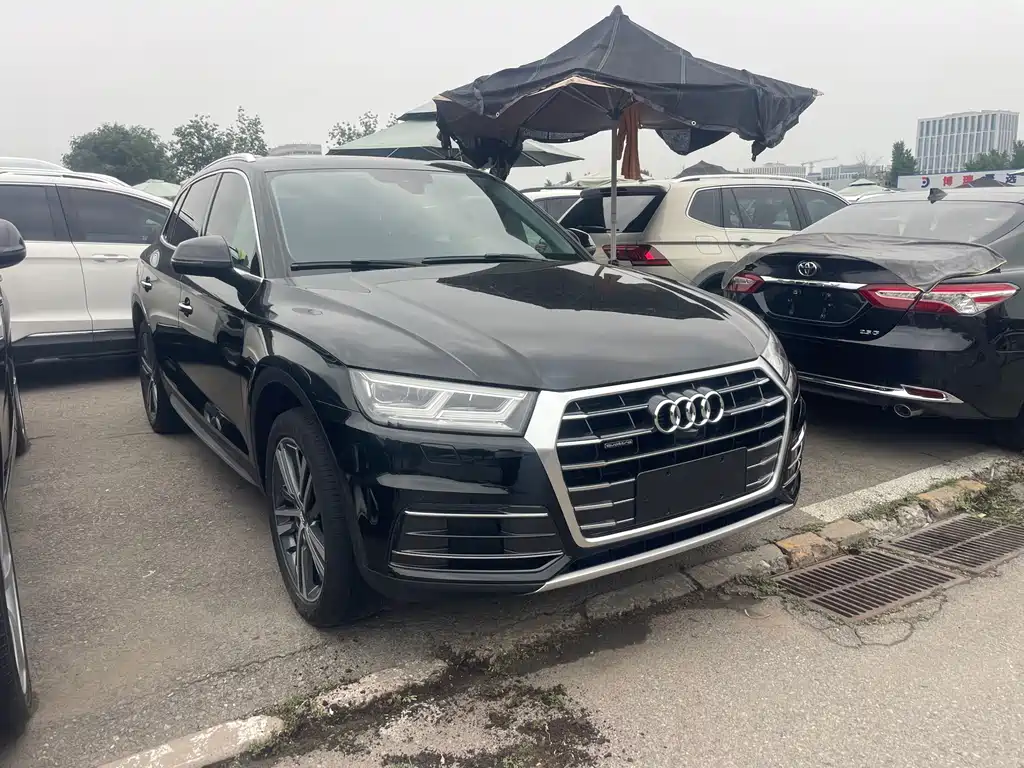Audi Q5L 2020 — фото 3