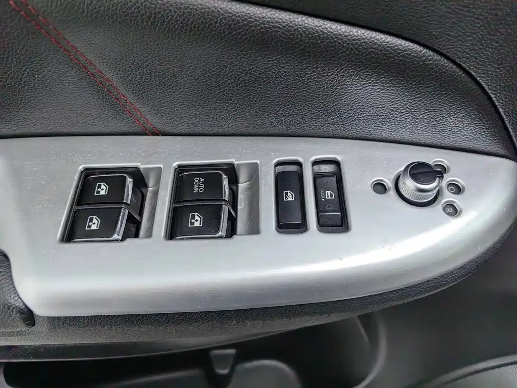 Changan CS75 2015 — фото 9