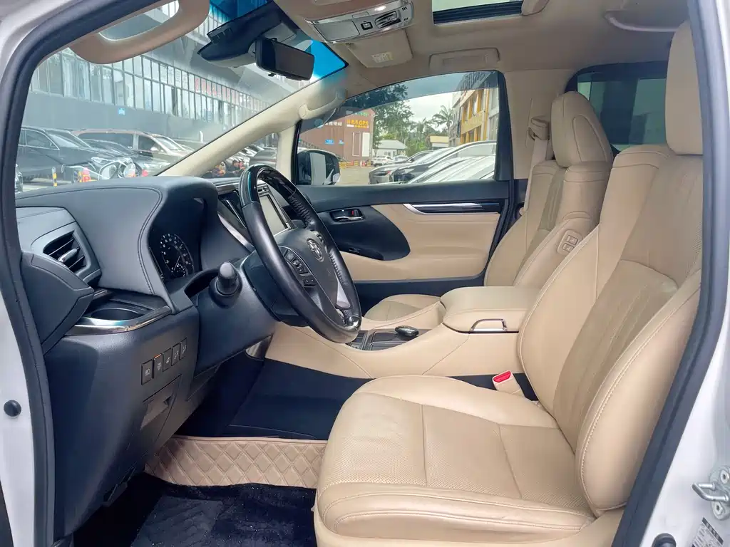 Toyota Alphard 2020 — фото 3