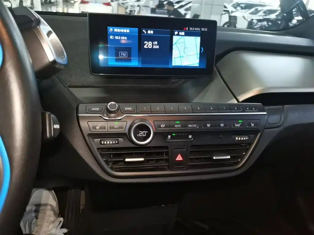 BMW i3 2019 — фото 13
