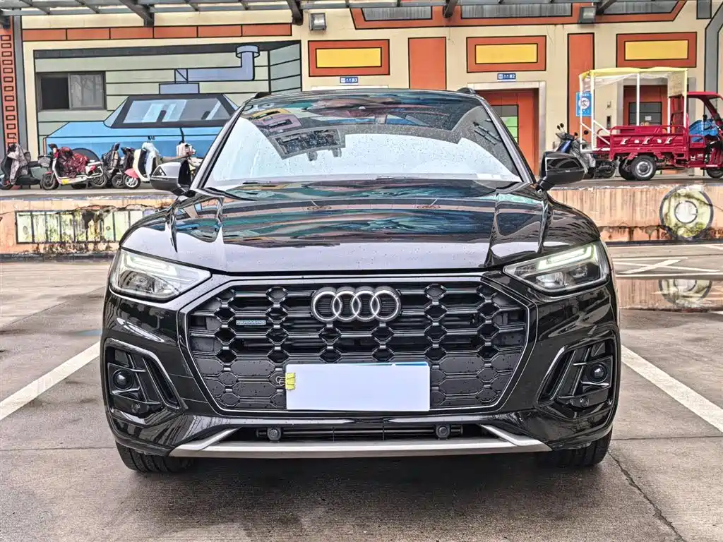 Audi Q5L 2023 — фото 2