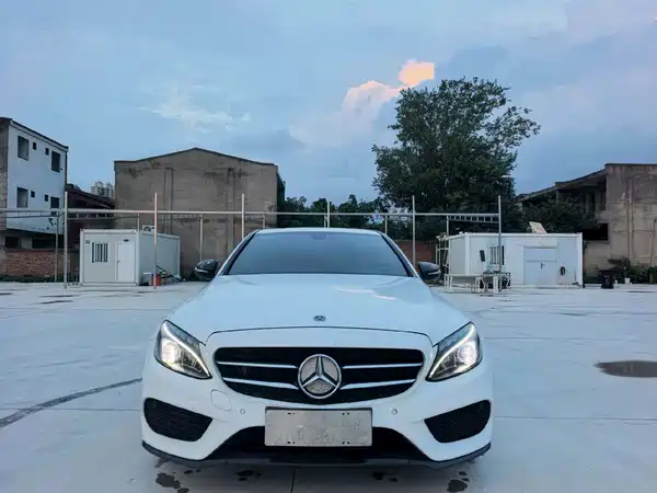 Mercedes-Benz C-Class 2018