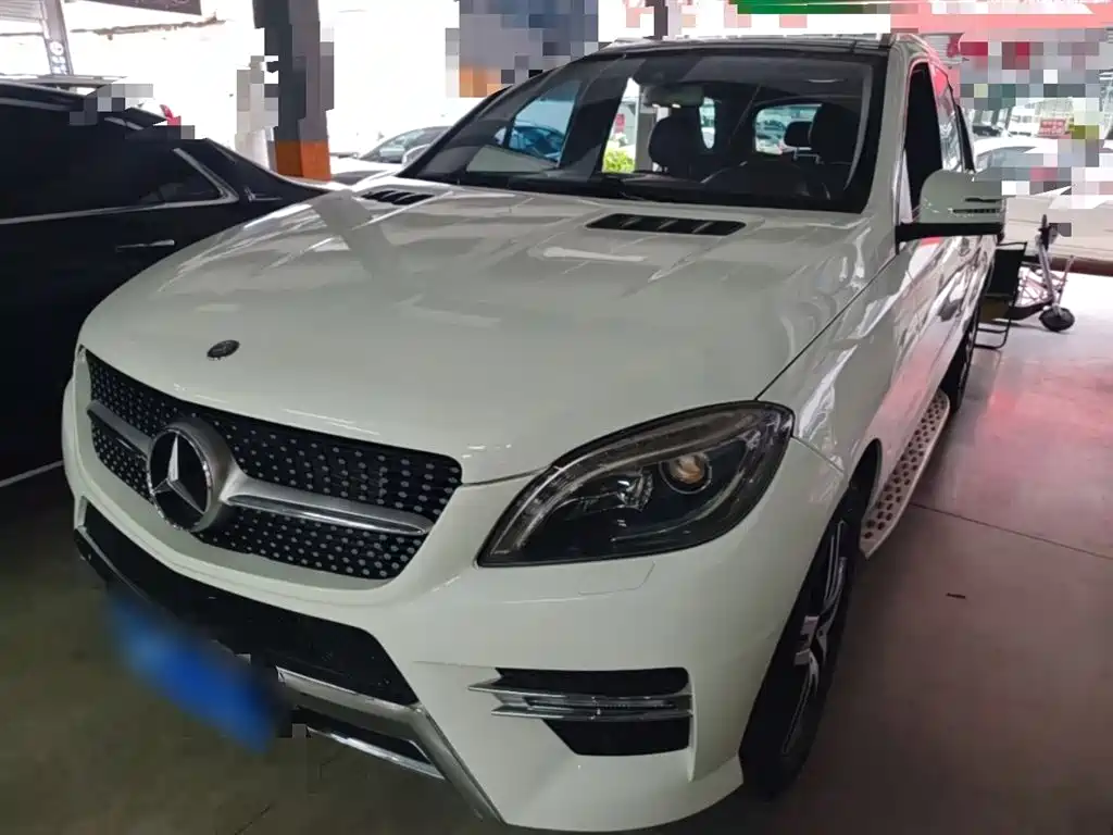 Mercedes-Benz M-Class 2014