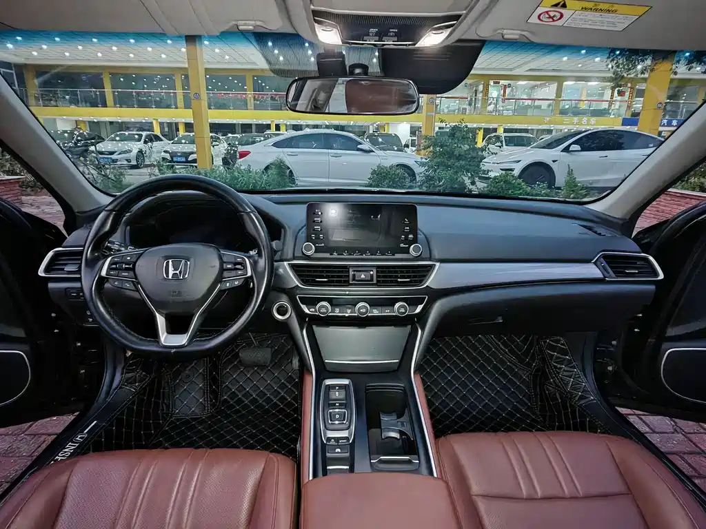 Honda Inspire 2021 — фото 12