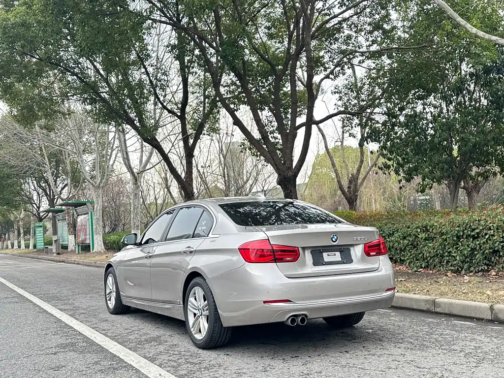 BMW 3 Series 2017