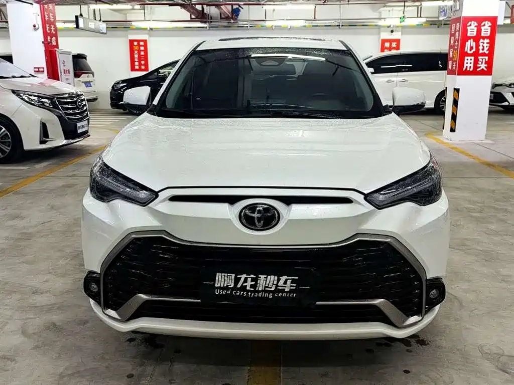 Toyota Frontlander 2023
