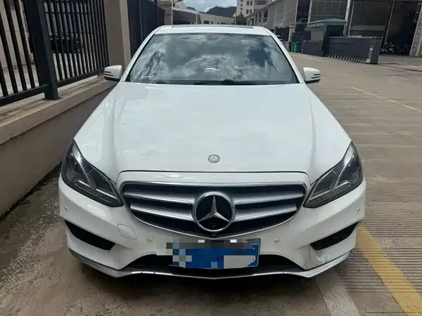 Mercedes-Benz E-Class 2015