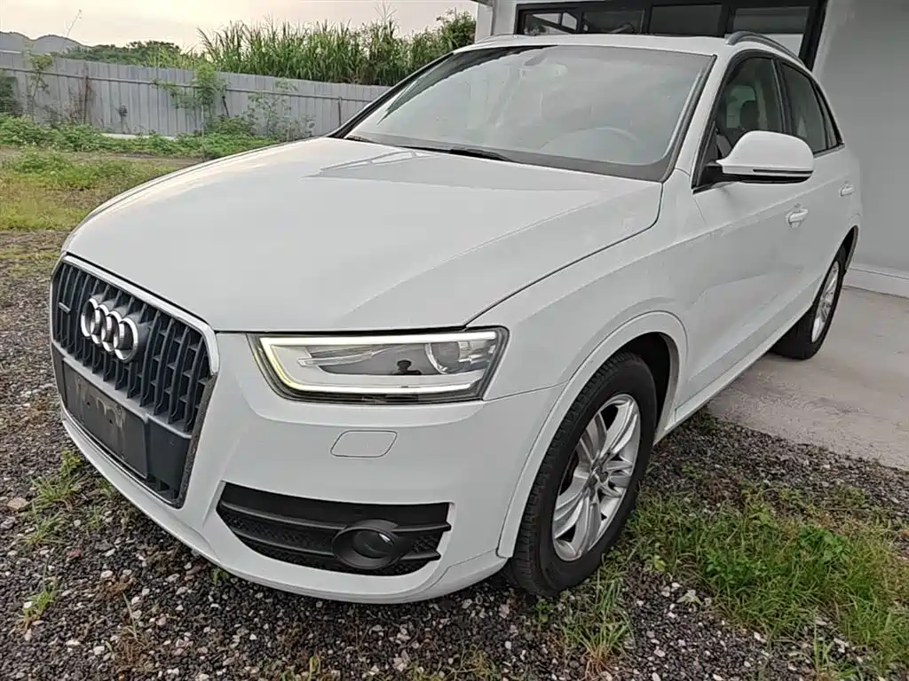 Audi Q3 2014 — фото 1