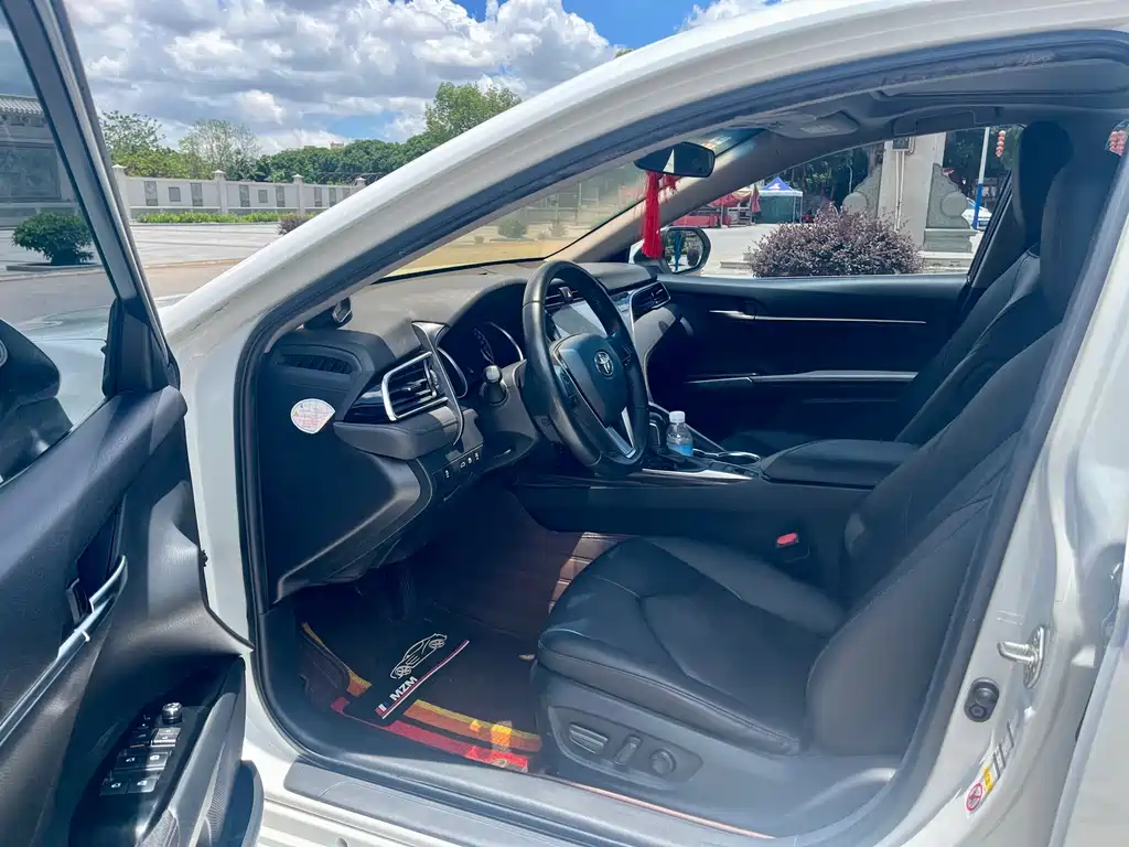 Toyota Camry 2018