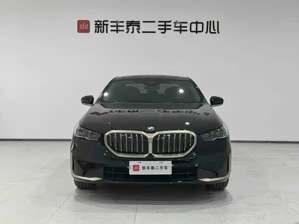 BMW 5 Series 2024
