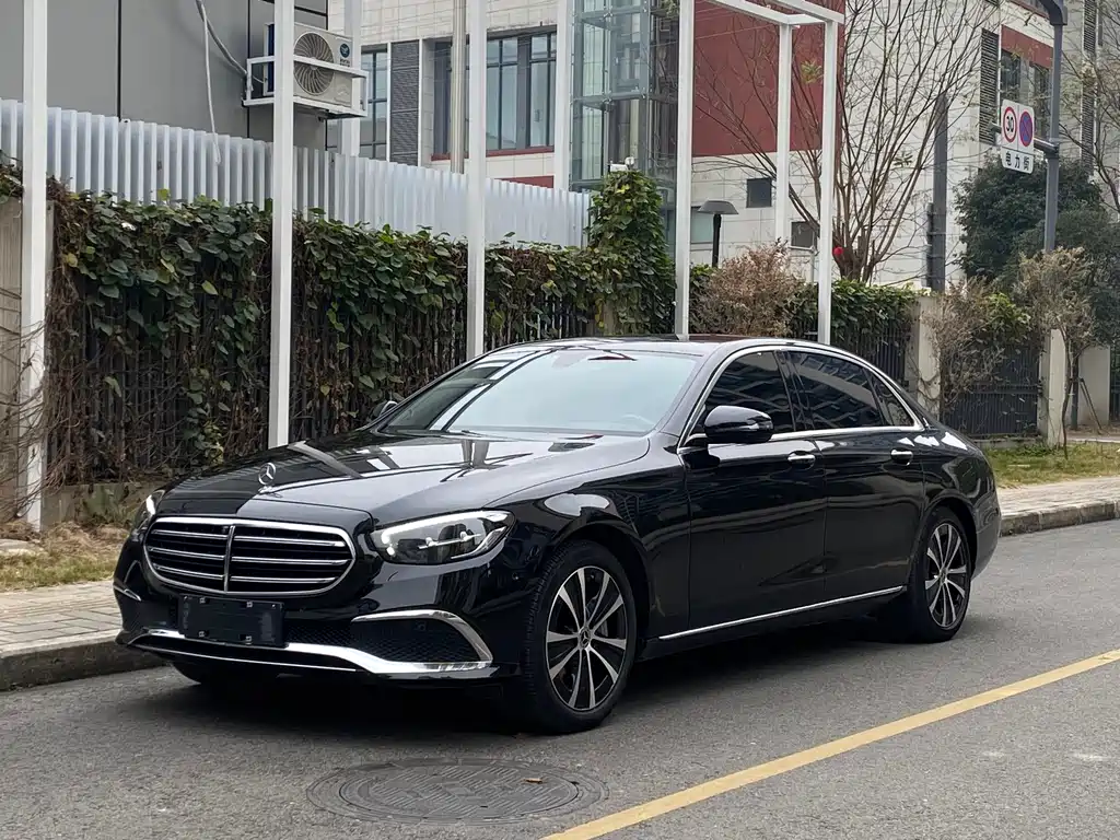 Mercedes-Benz E-Class New Energy 2023 — фото 1