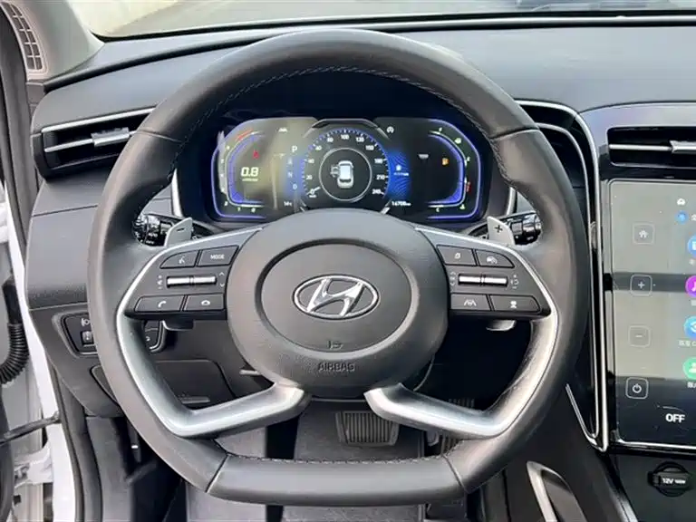 Hyundai Tucson 2023 — фото 20