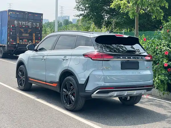 Geely Boyue 2022