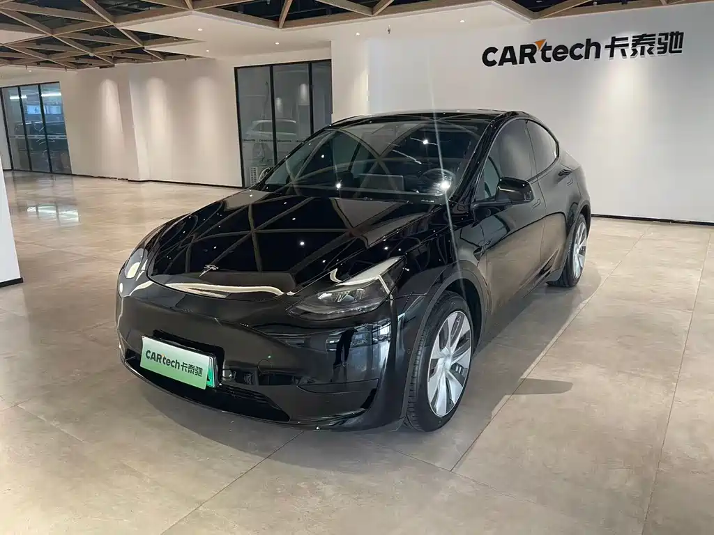 Tesla Model Y 2022 — фото 2