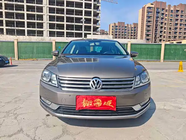 Volkswagen Magotan 2013