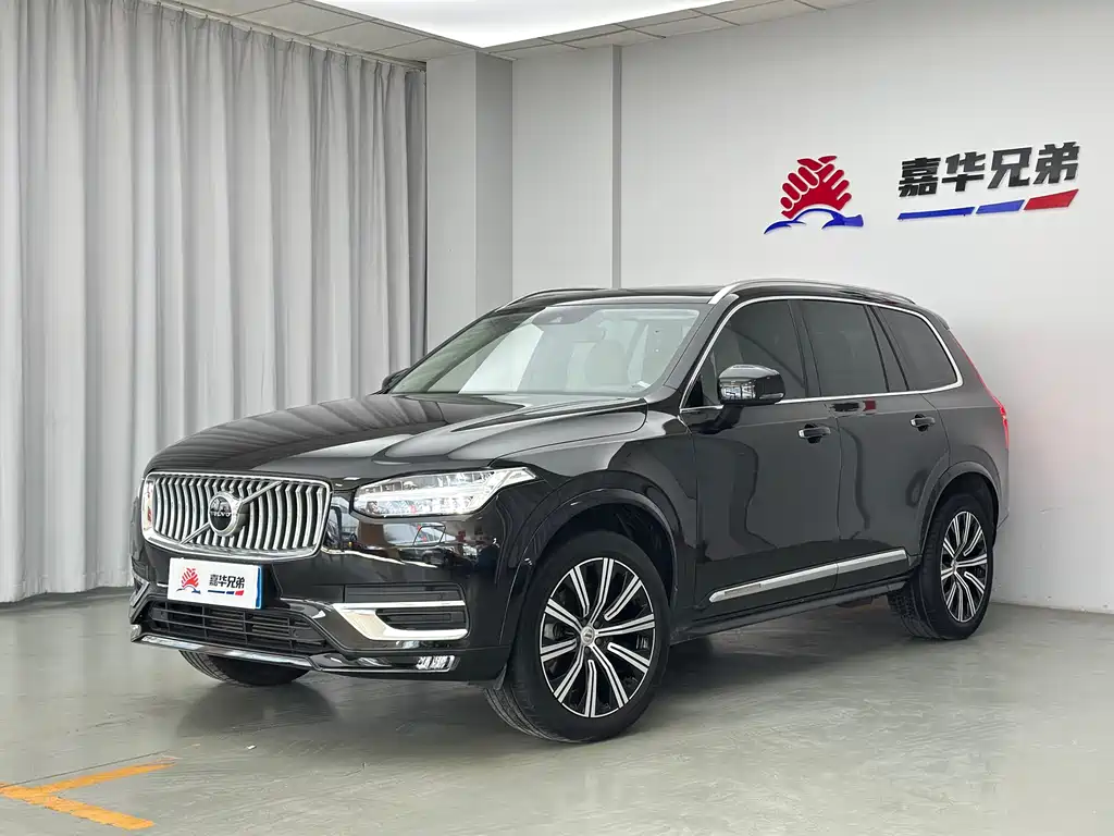 Volvo XC90 2020 — фото 1