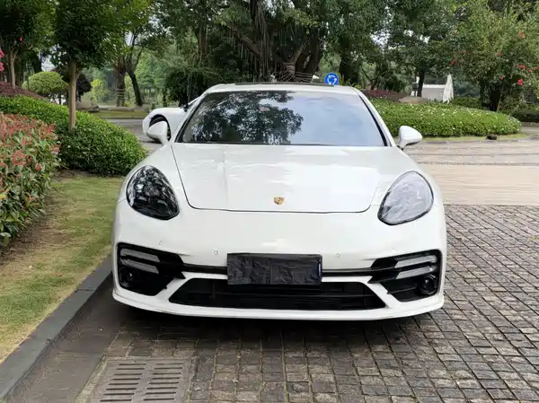 Porsche Panamera 2014