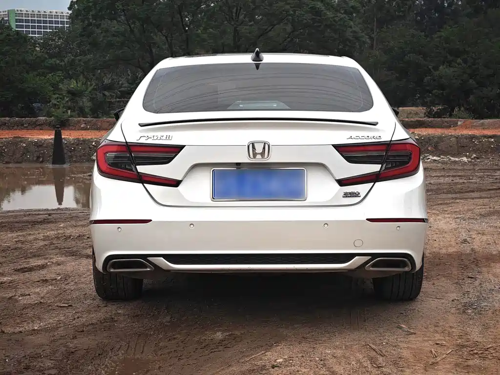 Honda Accord 2023 — фото 5