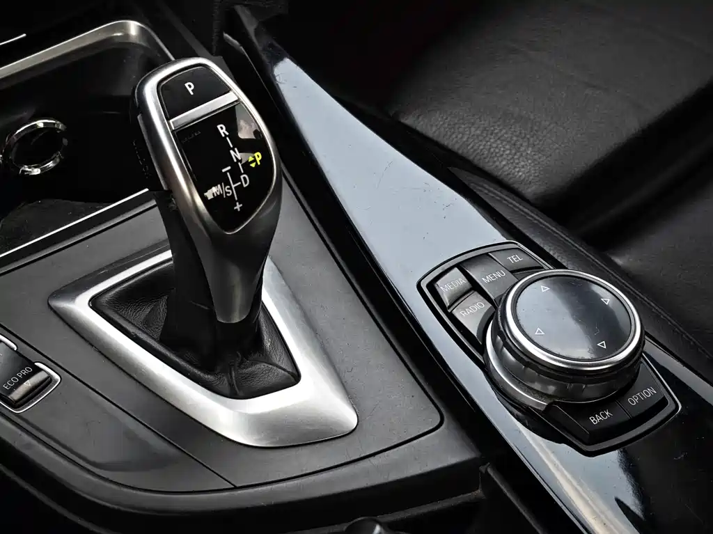 BMW 3 Series 2013 — фото 11