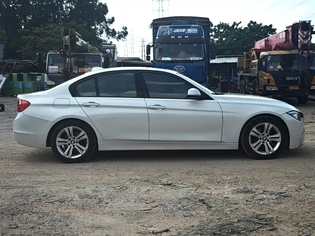 BMW 3 Series 2013