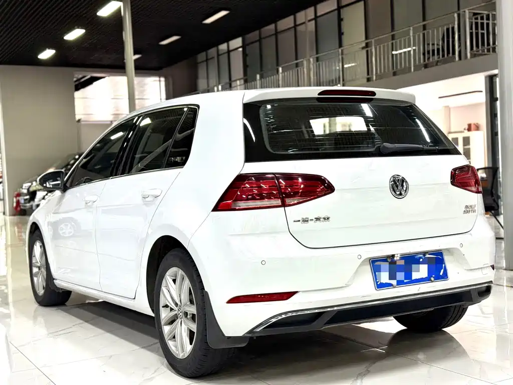 Volkswagen Golf 2018 — фото 6