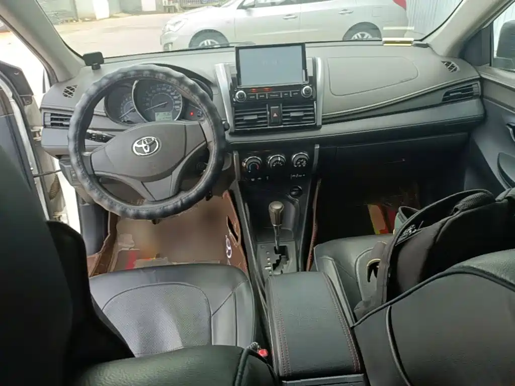 Toyota Vios 2016 — фото 10